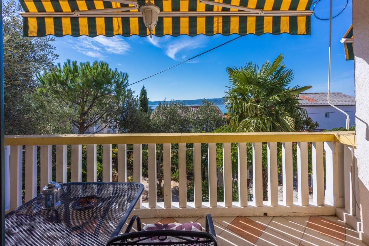 Apartments Neno Crikvenica Exterior photo